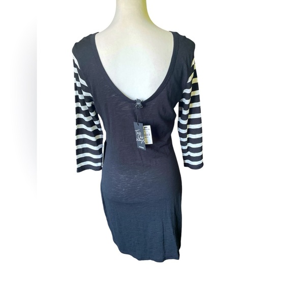 NWT Express Two Chic Ways Reversible Neckline Black & White Dress, Size Medium - Picture 3 of 9